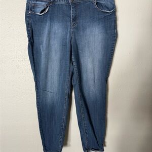 1822 Denim Women's Blue Cropped Jeans